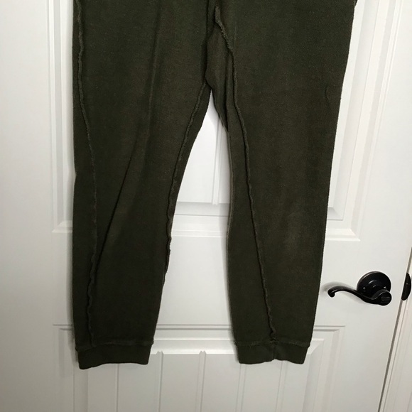 Danielle Guizio Inside Out Jogger in Army Green. - Picture 4 of 13